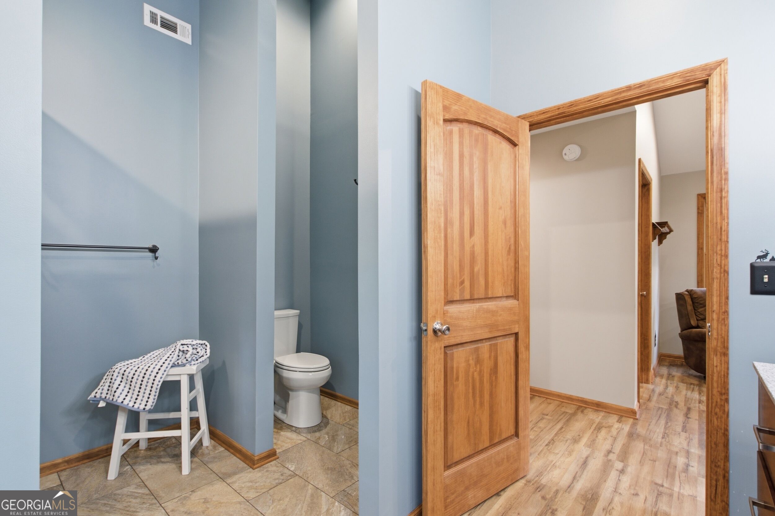 699 Cobblestone Lane Property Photo 28