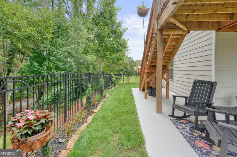 409 Mcdaniel Place Property Photo 54
