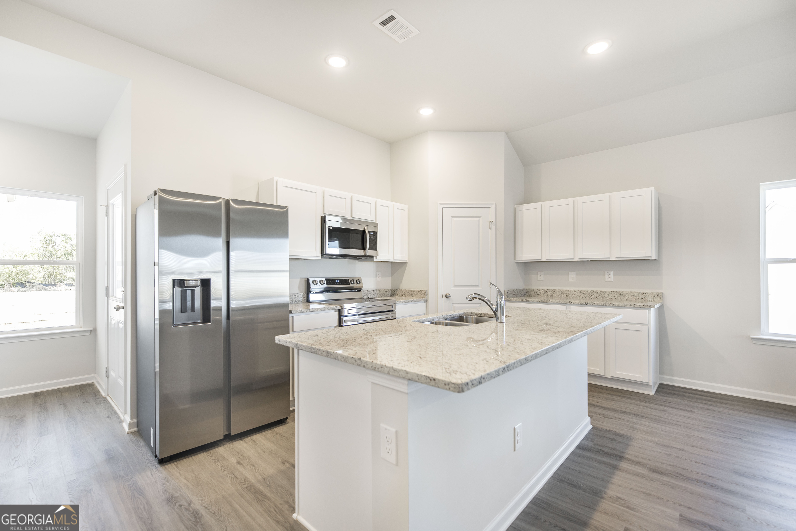 106 Bulloch Court Property Photo 4