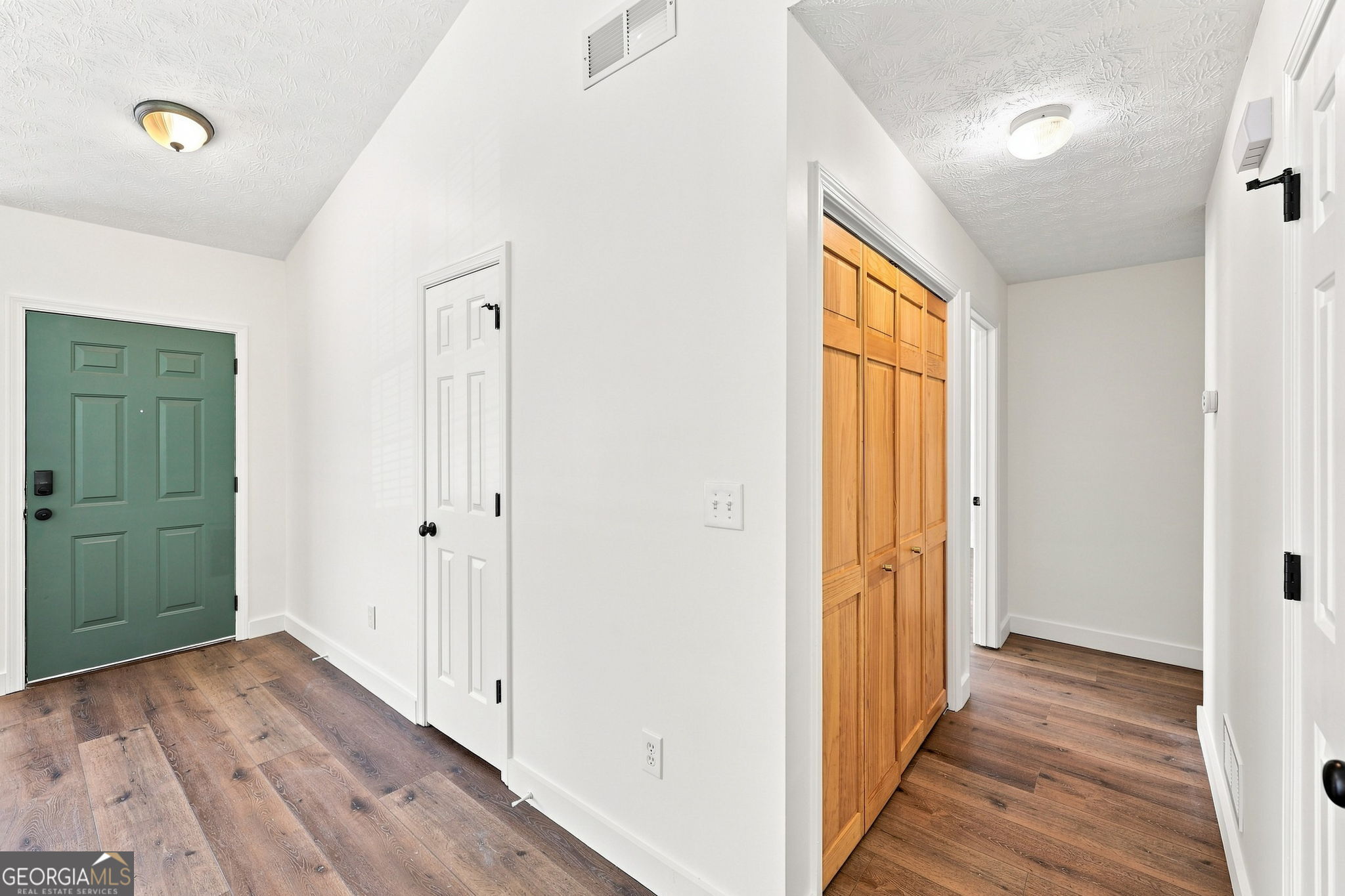 284 Hickory Bluff Property Photo 14