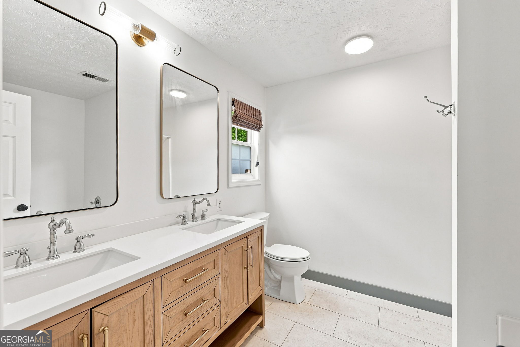 284 Hickory Bluff Property Photo 17