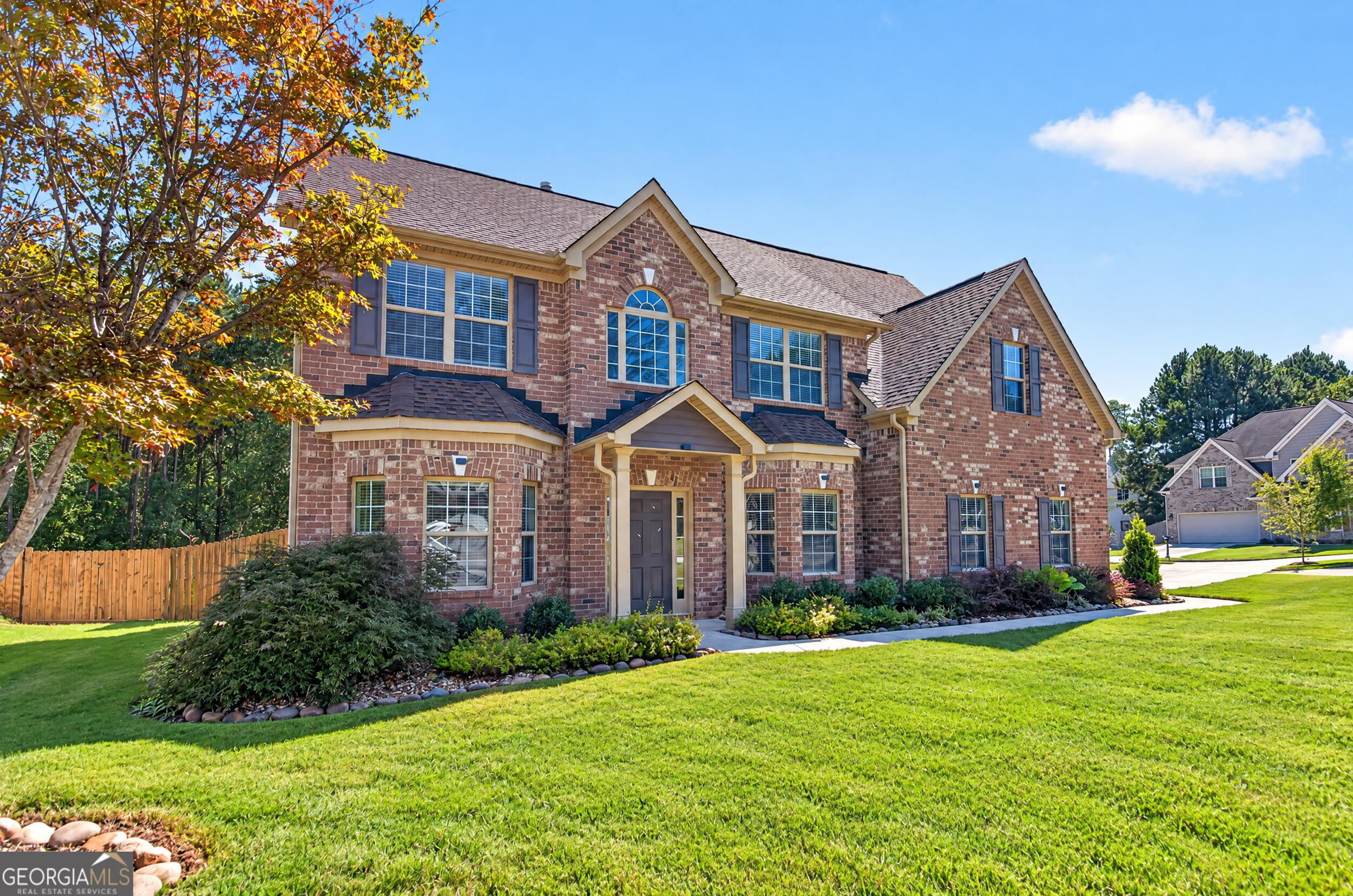 2401 Smoke Court