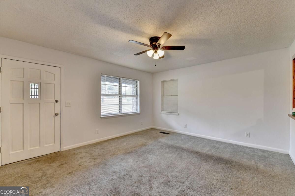 4921 Merlin Drive Property Photo 10