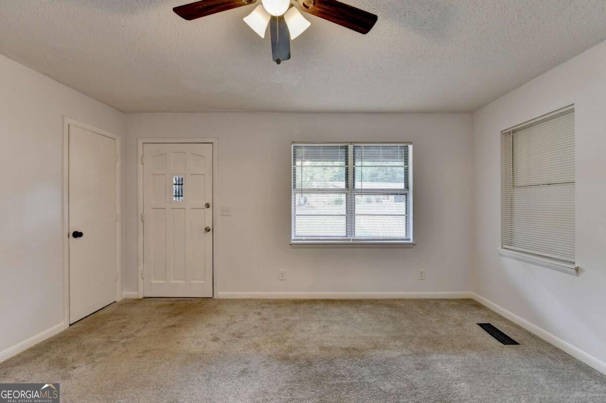 4921 Merlin Drive Property Photo 11