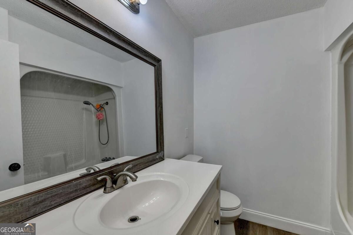 4921 Merlin Drive Property Photo 27