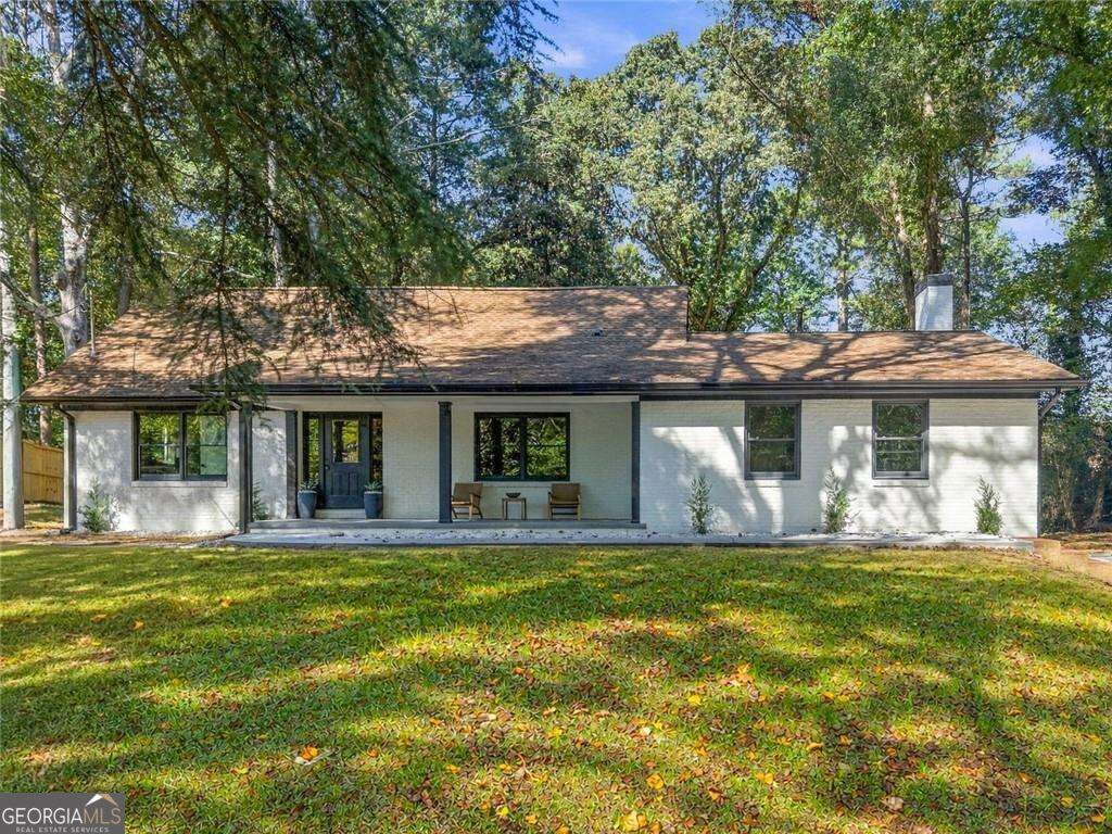 200 Riverside Drive Property Photo 2
