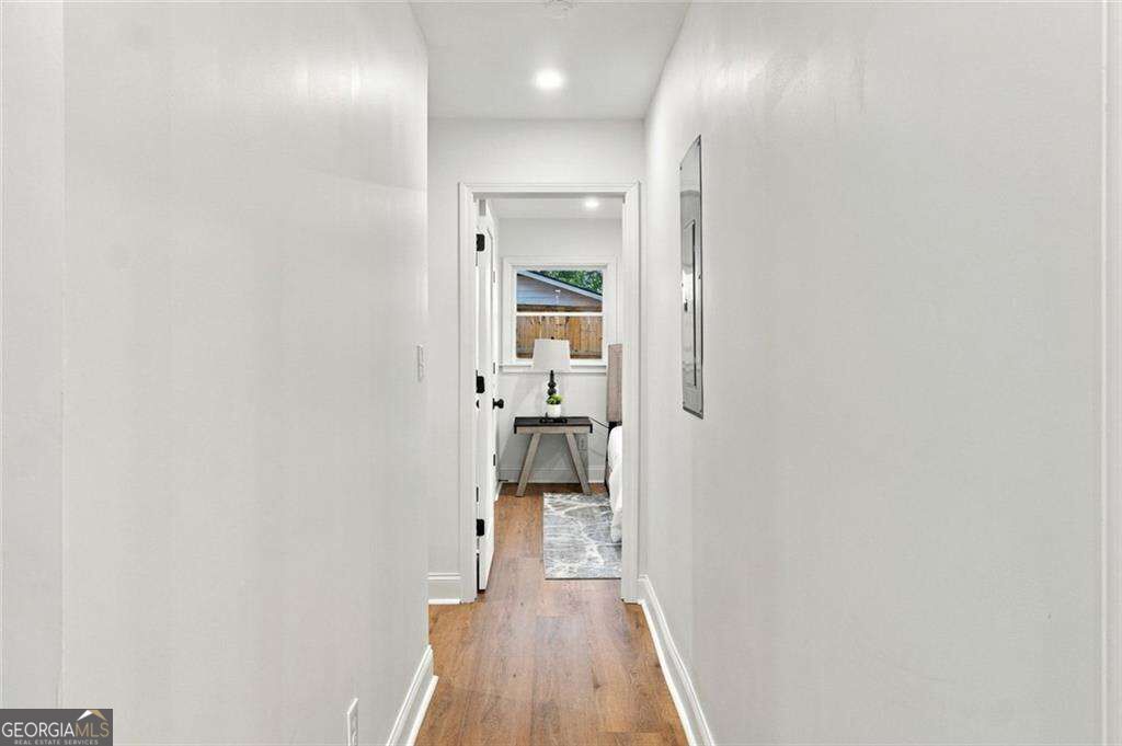 200 Riverside Drive Property Photo 15