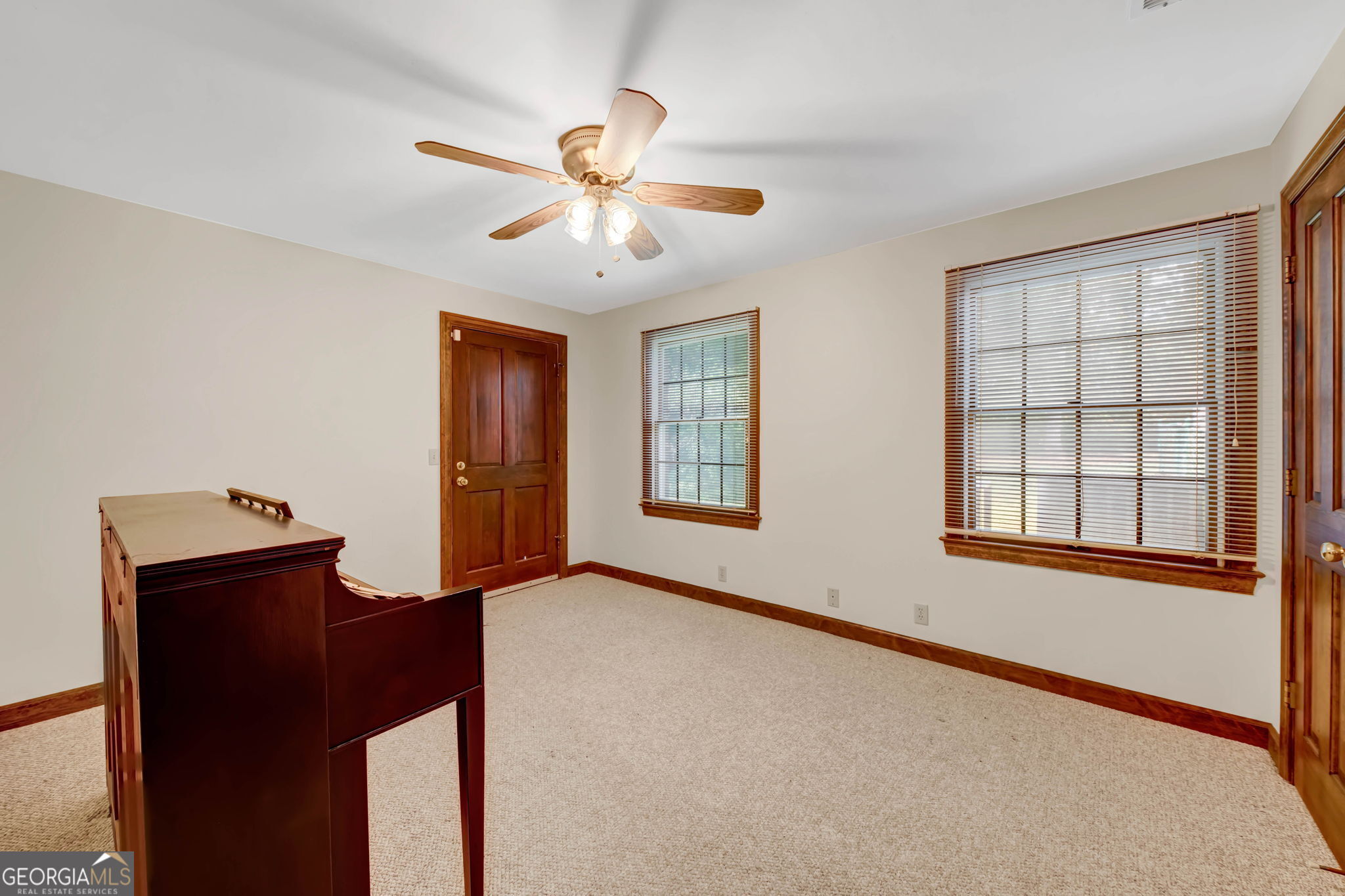 2570 Benton Drive Property Photo 26