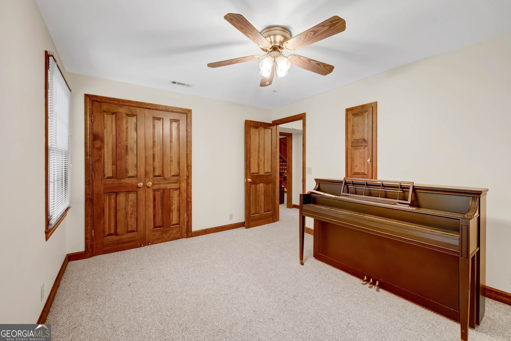 2570 Benton Drive Property Photo 27