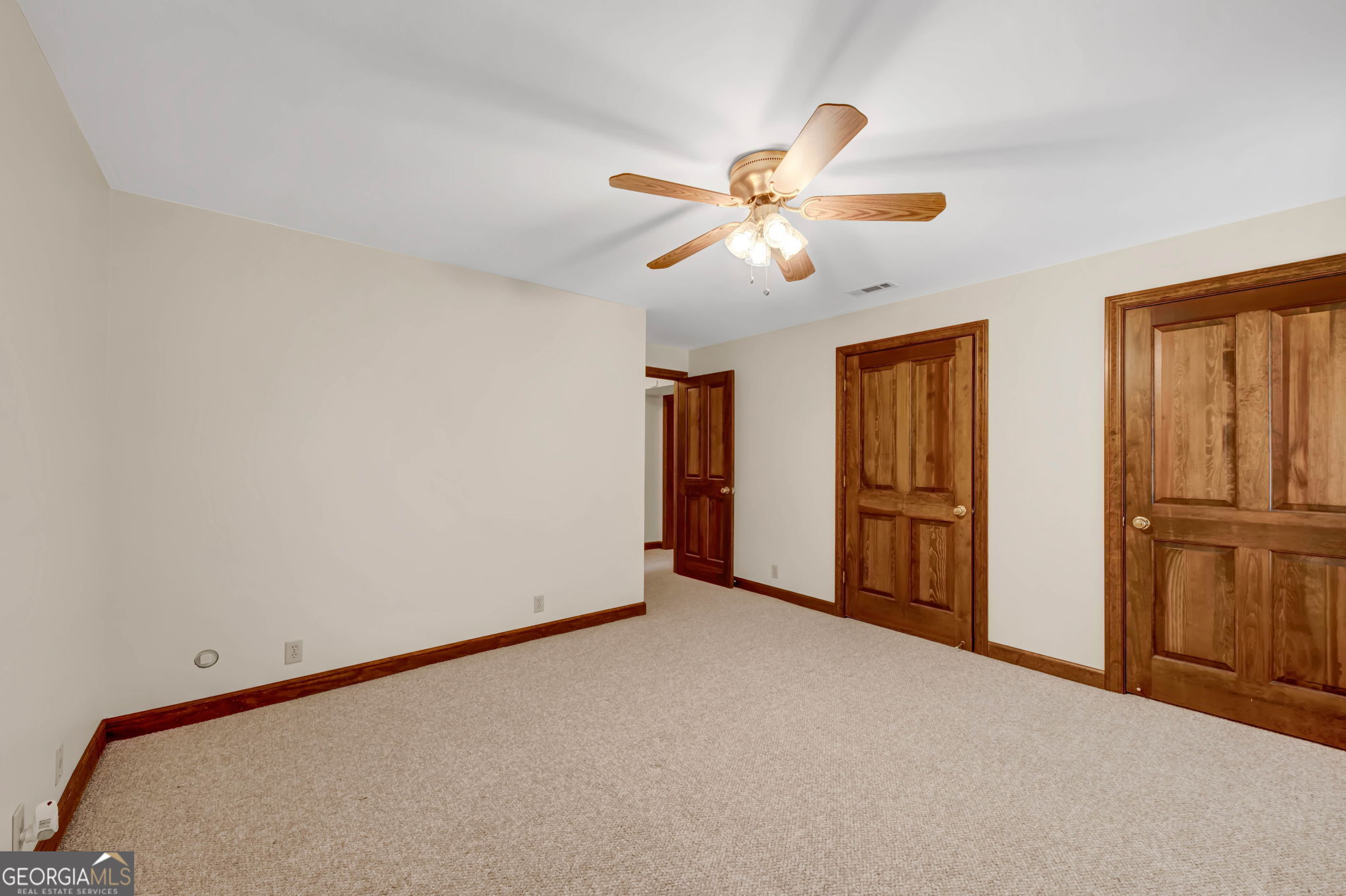2570 Benton Drive Property Photo 30