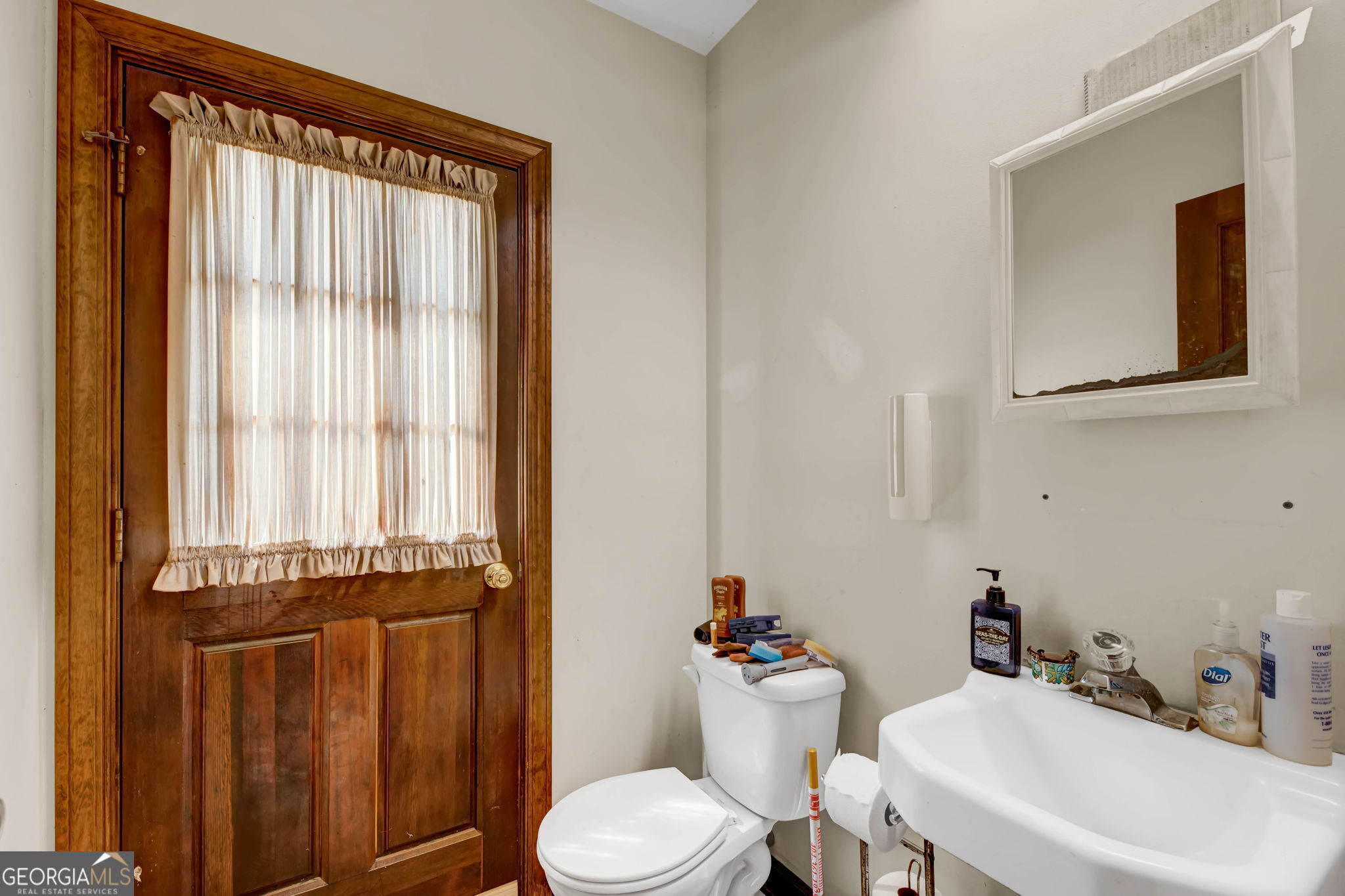 2570 Benton Drive Property Photo 34