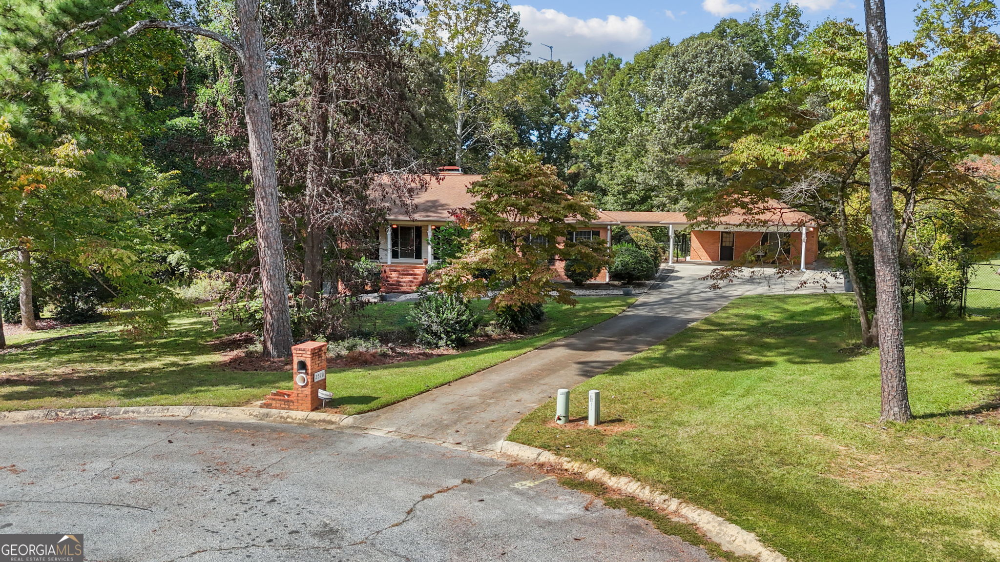 2570 Benton Drive Property Photo 40