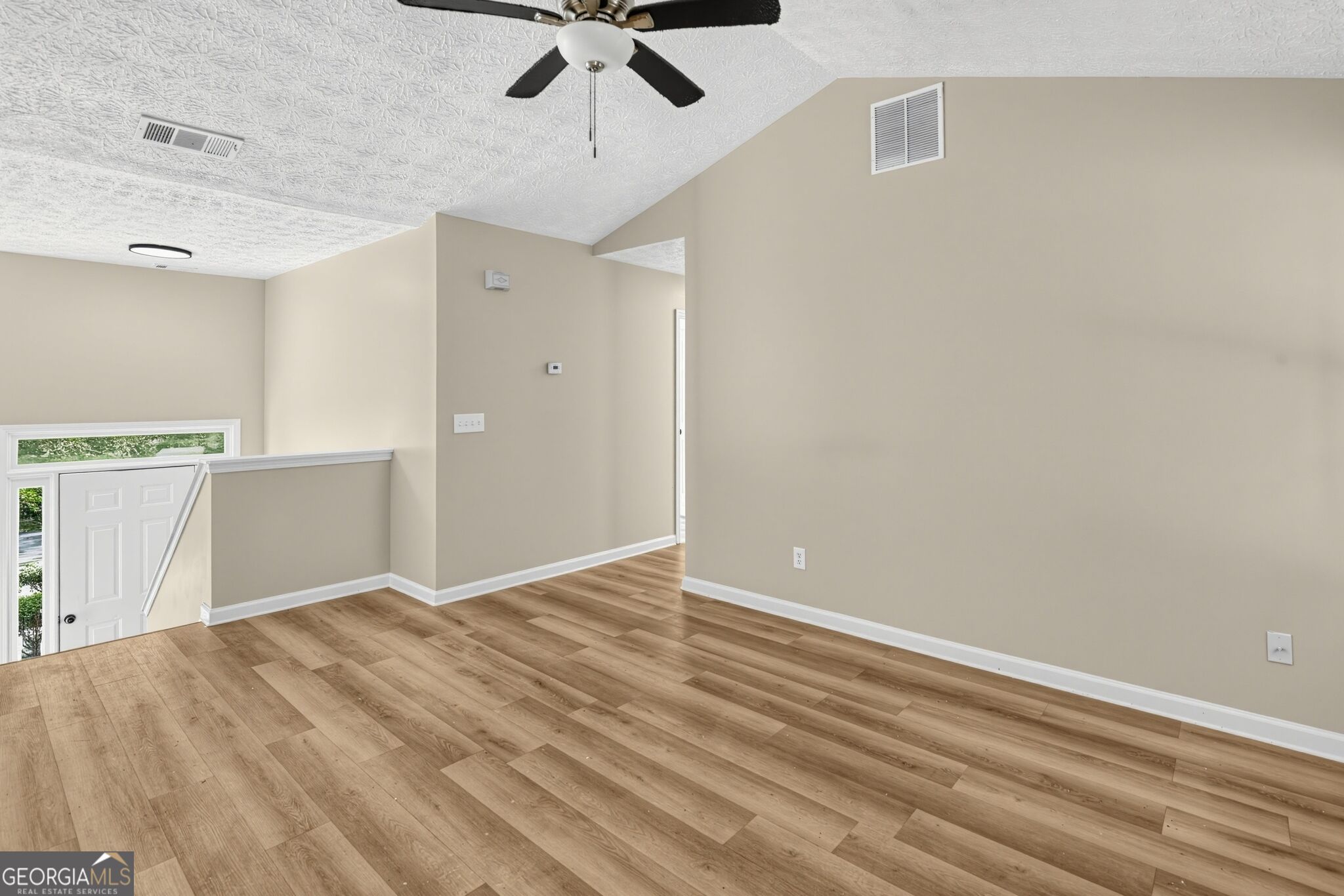 215 Pinehurst Drive Property Photo 9