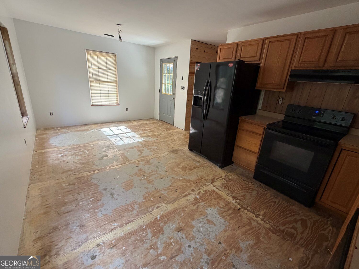 425 Falcon Circle Property Photo 7