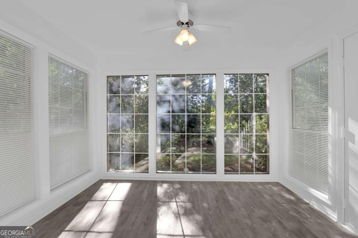 2401 Country Park Drive Se Property Photo 6