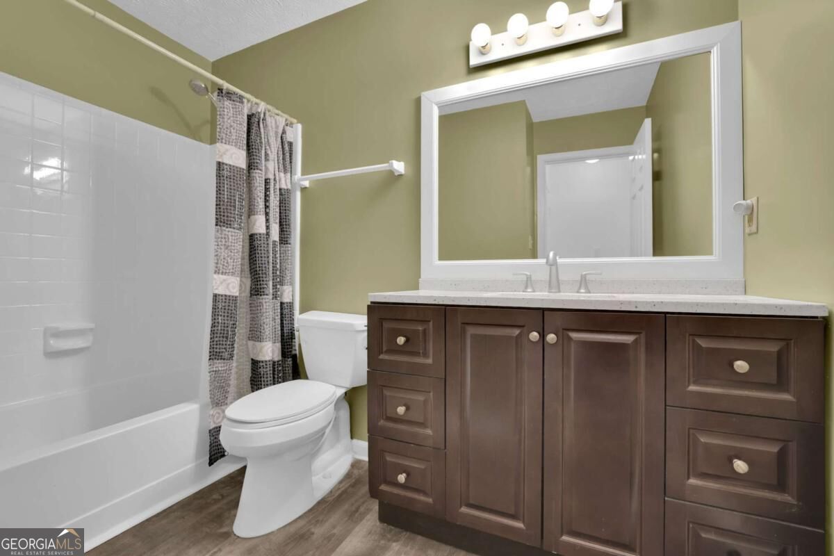 2401 Country Park Drive Se Property Photo 16