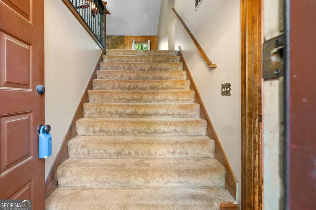 5143 Willow Tarn Property Photo 4