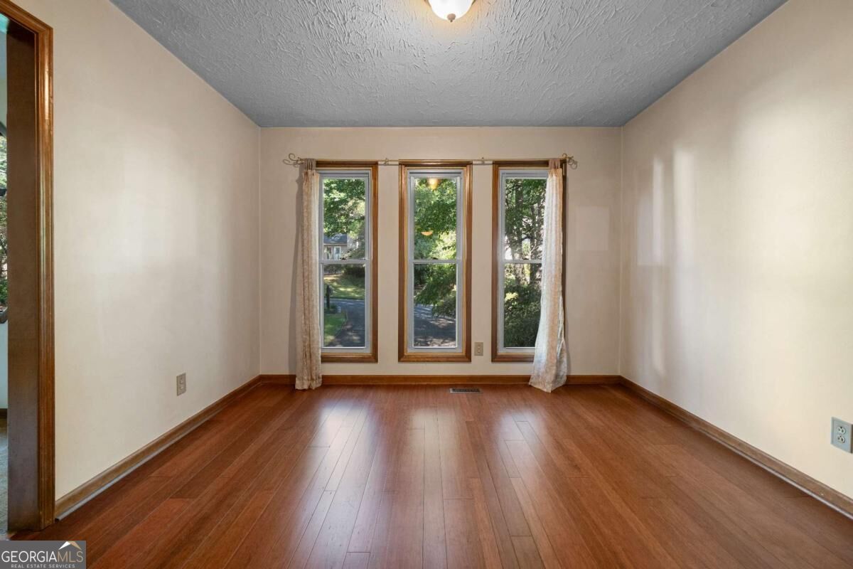 5143 Willow Tarn Property Photo 18