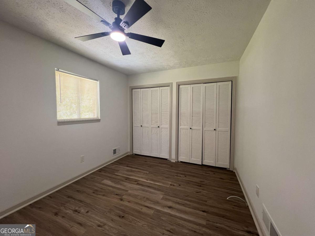 5760 Penfield Place Property Photo 9