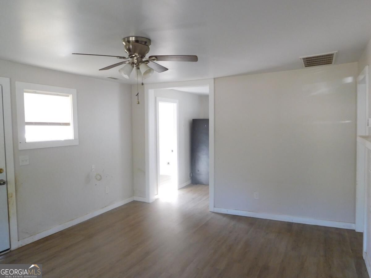 102 Hosea Street Sw Property Photo 5