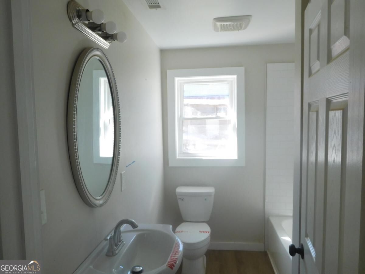 102 Hosea Street Sw Property Photo 9