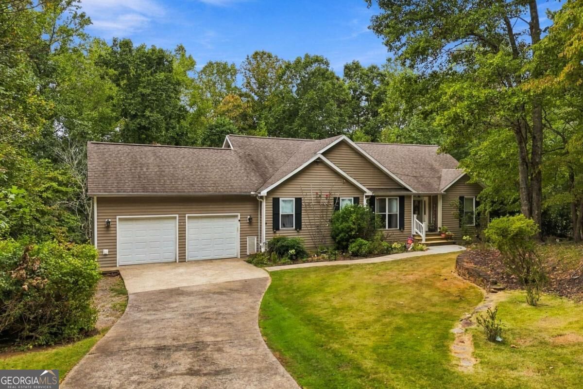 226 Arrow Wood Drive Property Photo 1