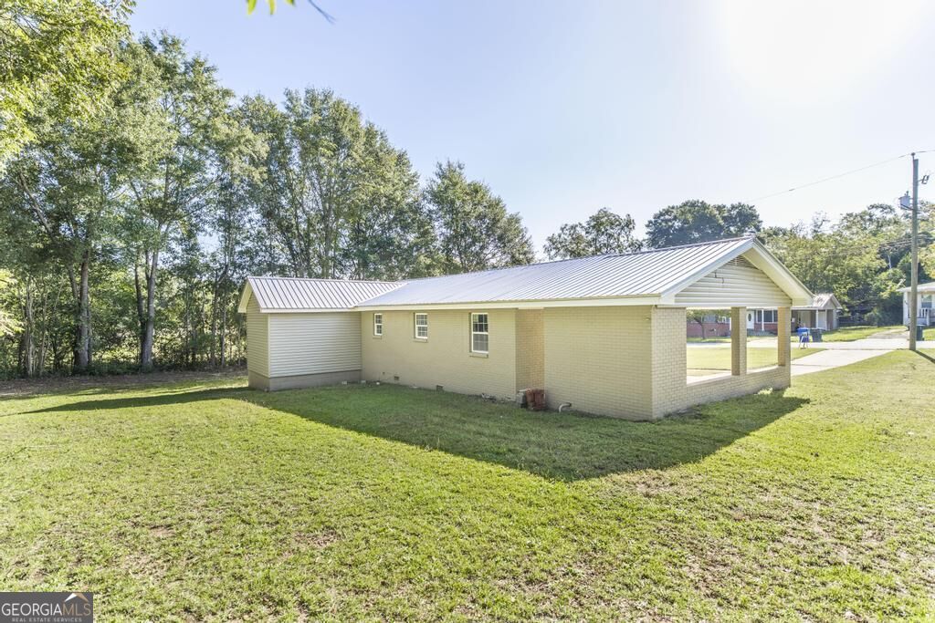 204 Thomas Street Property Photo 4