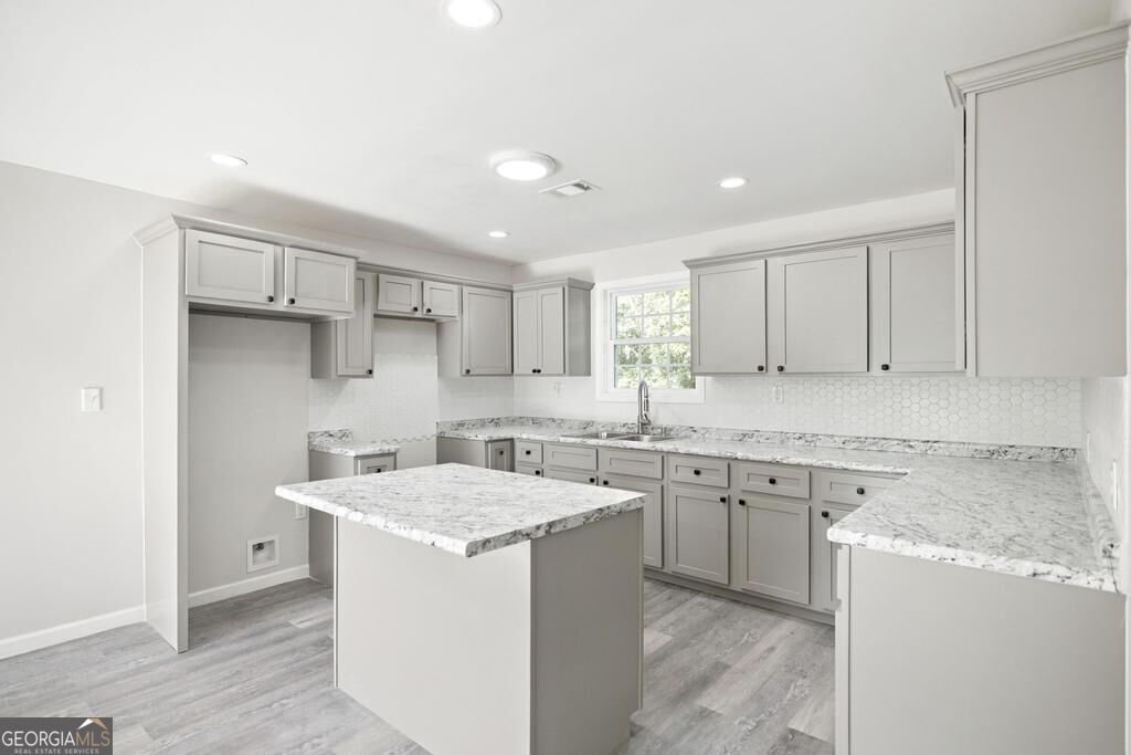 204 Thomas Street Property Photo 14