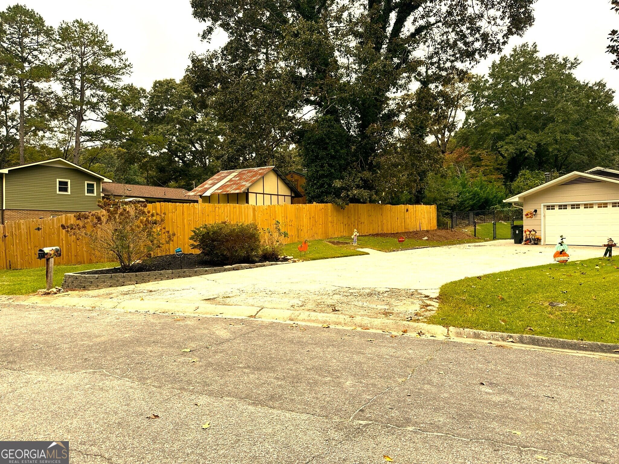 57 Elm Drive Property Photo 3