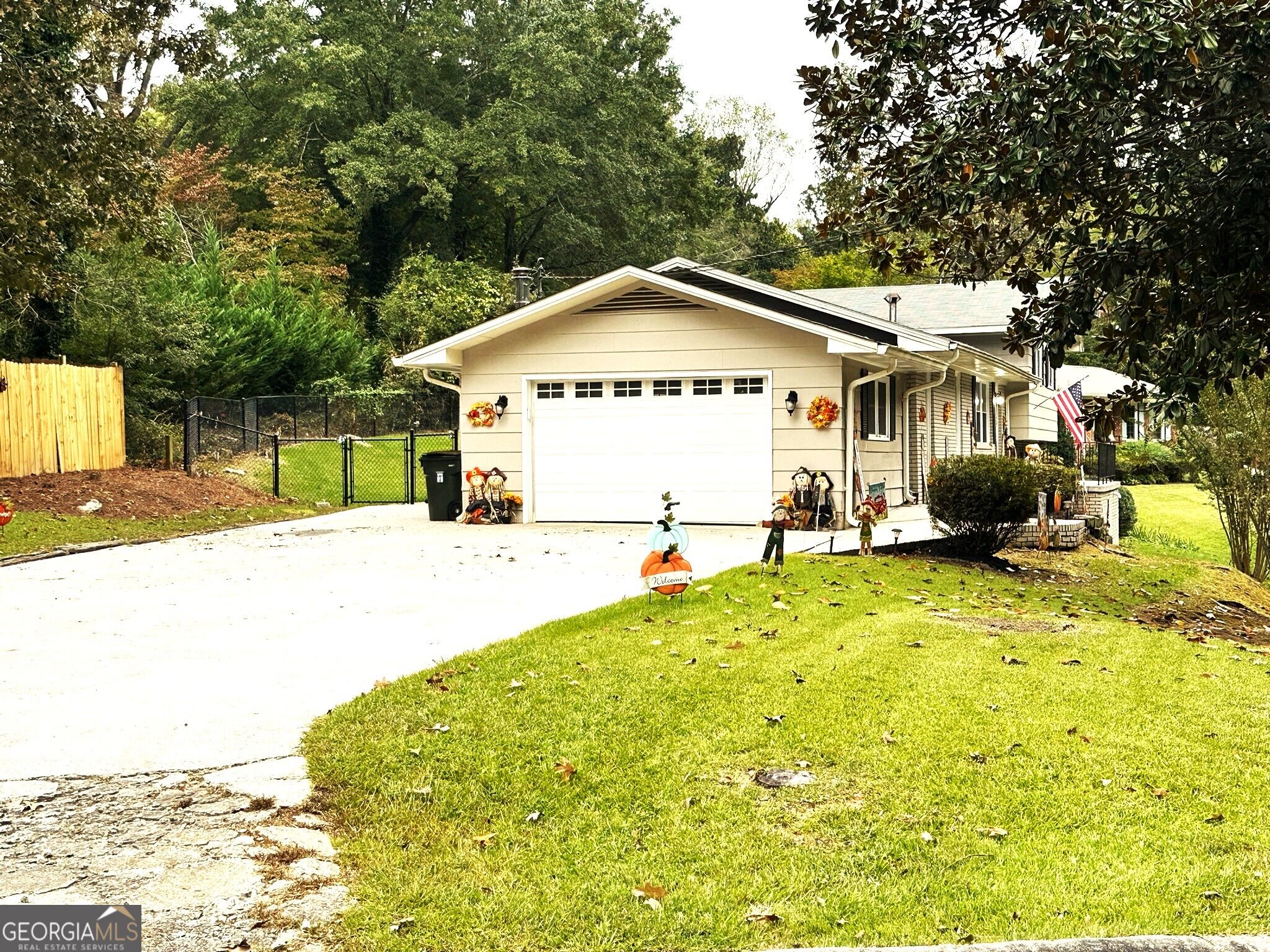 57 Elm Drive Property Photo 4