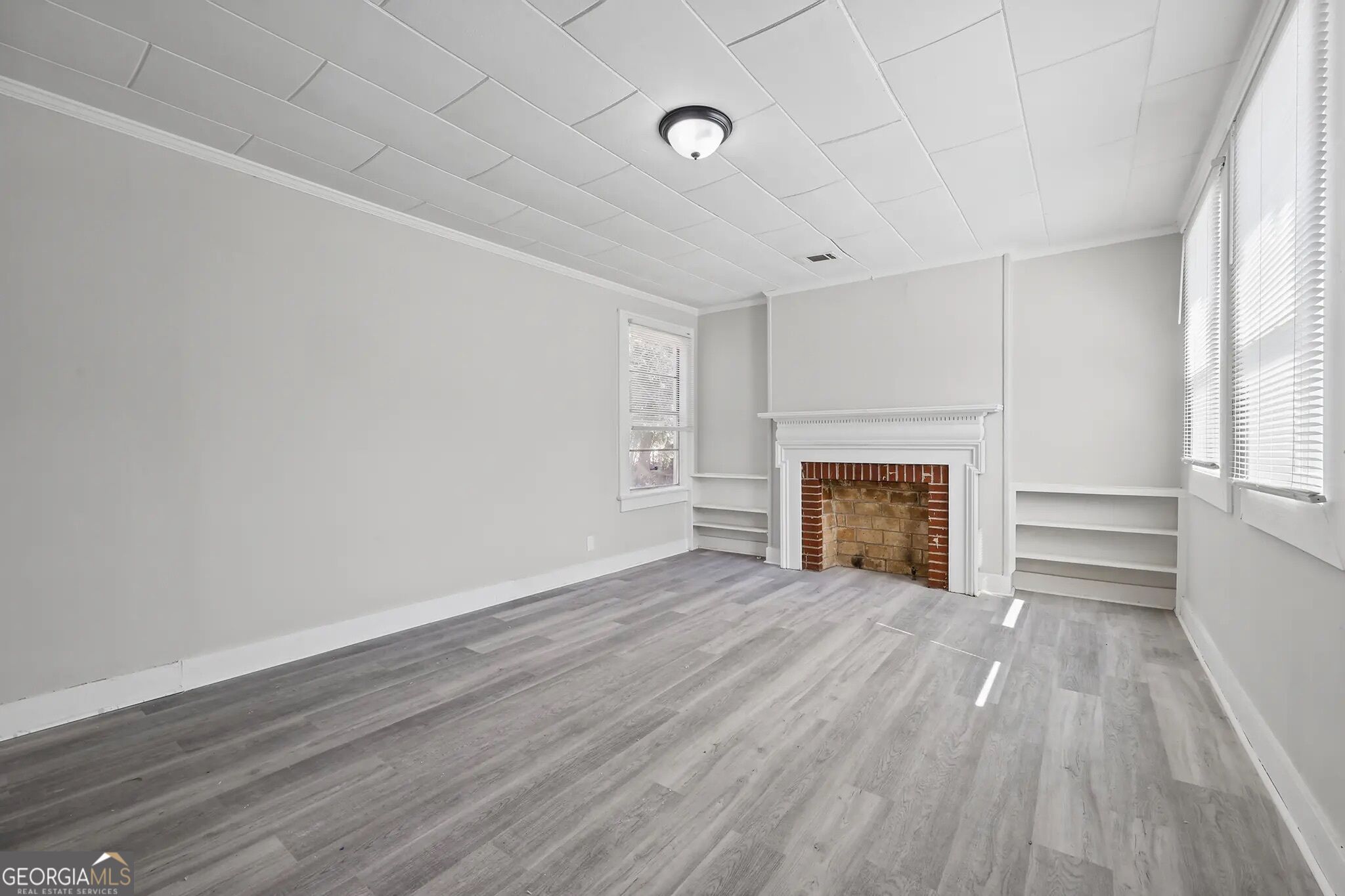 3705 Log Cabin Drive Property Photo 6
