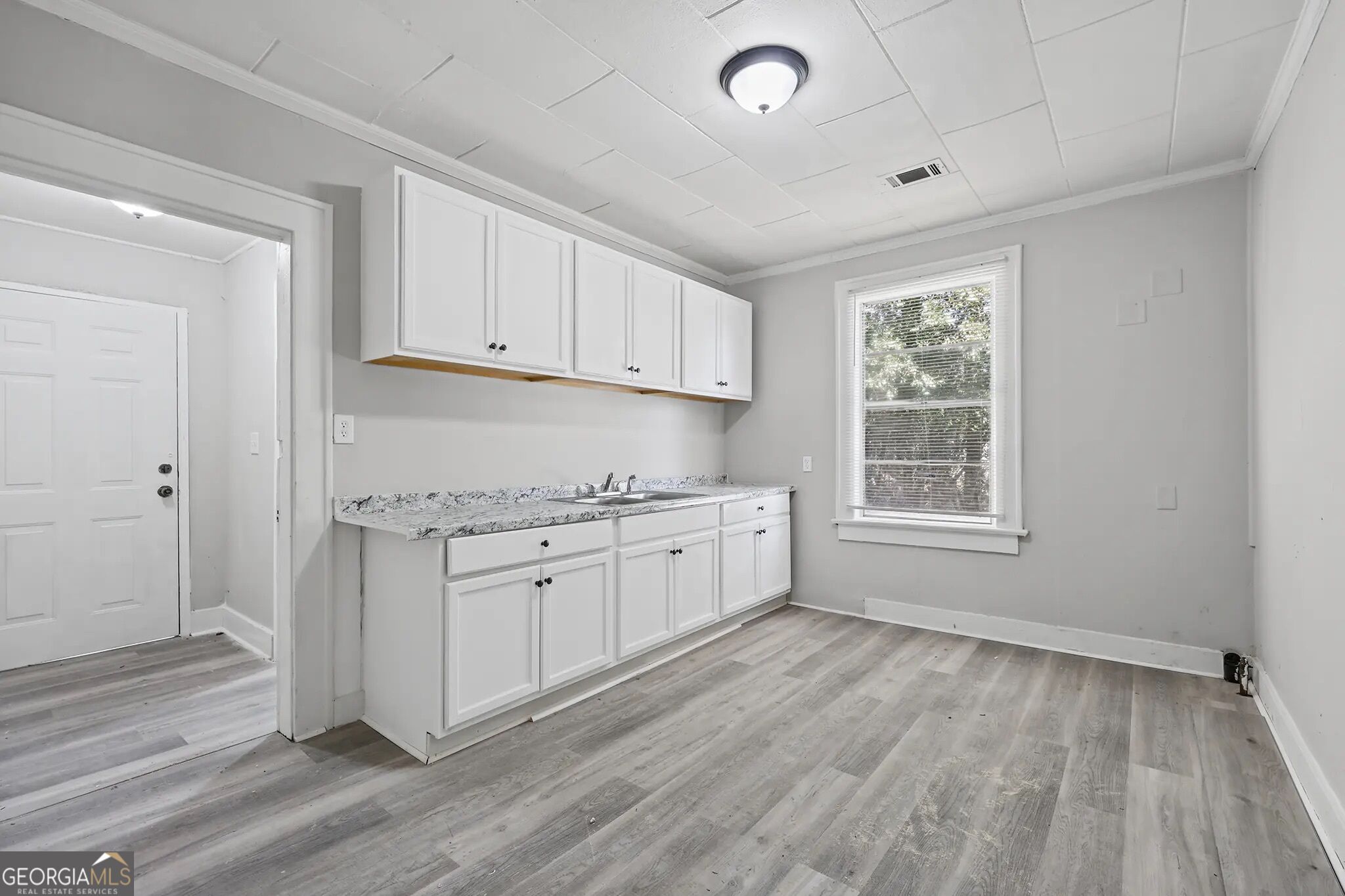 3705 Log Cabin Drive Property Photo 17