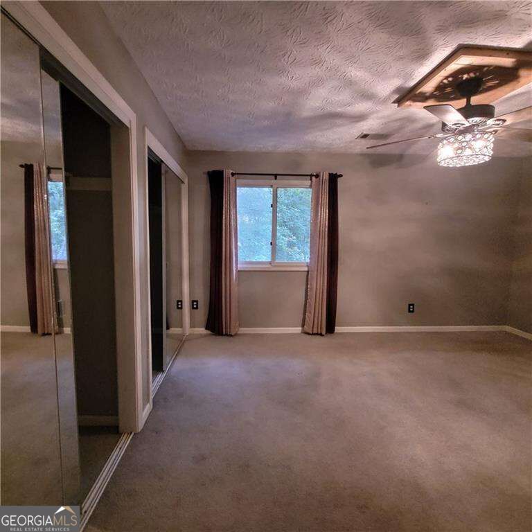 1202 Fairway Oaks Property Photo 21