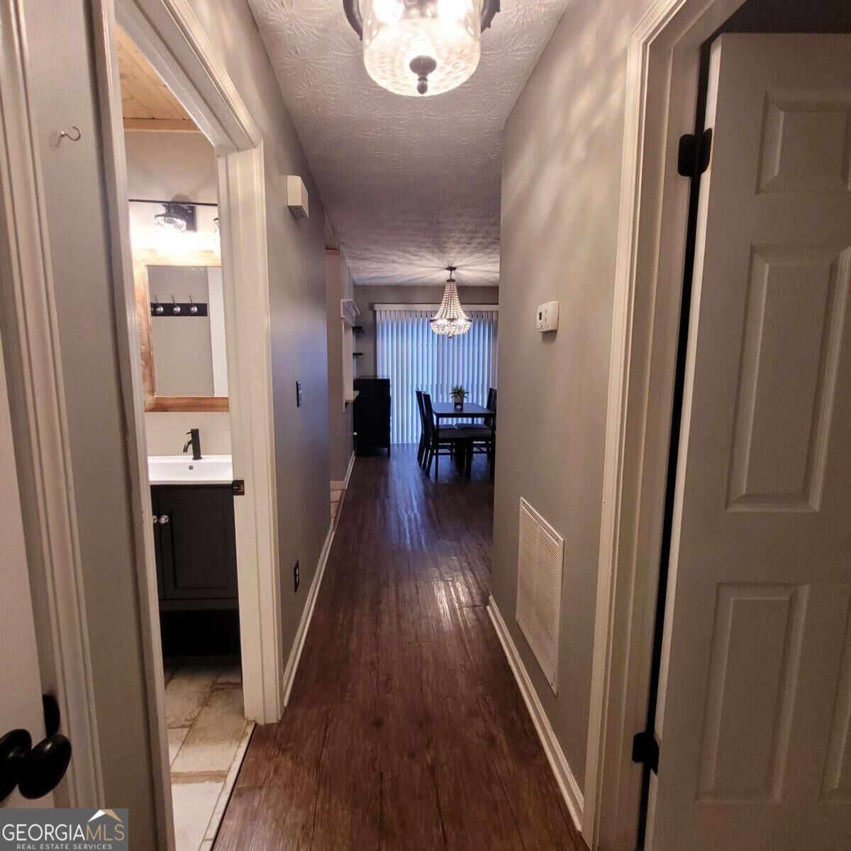 1202 Fairway Oaks Property Photo 22