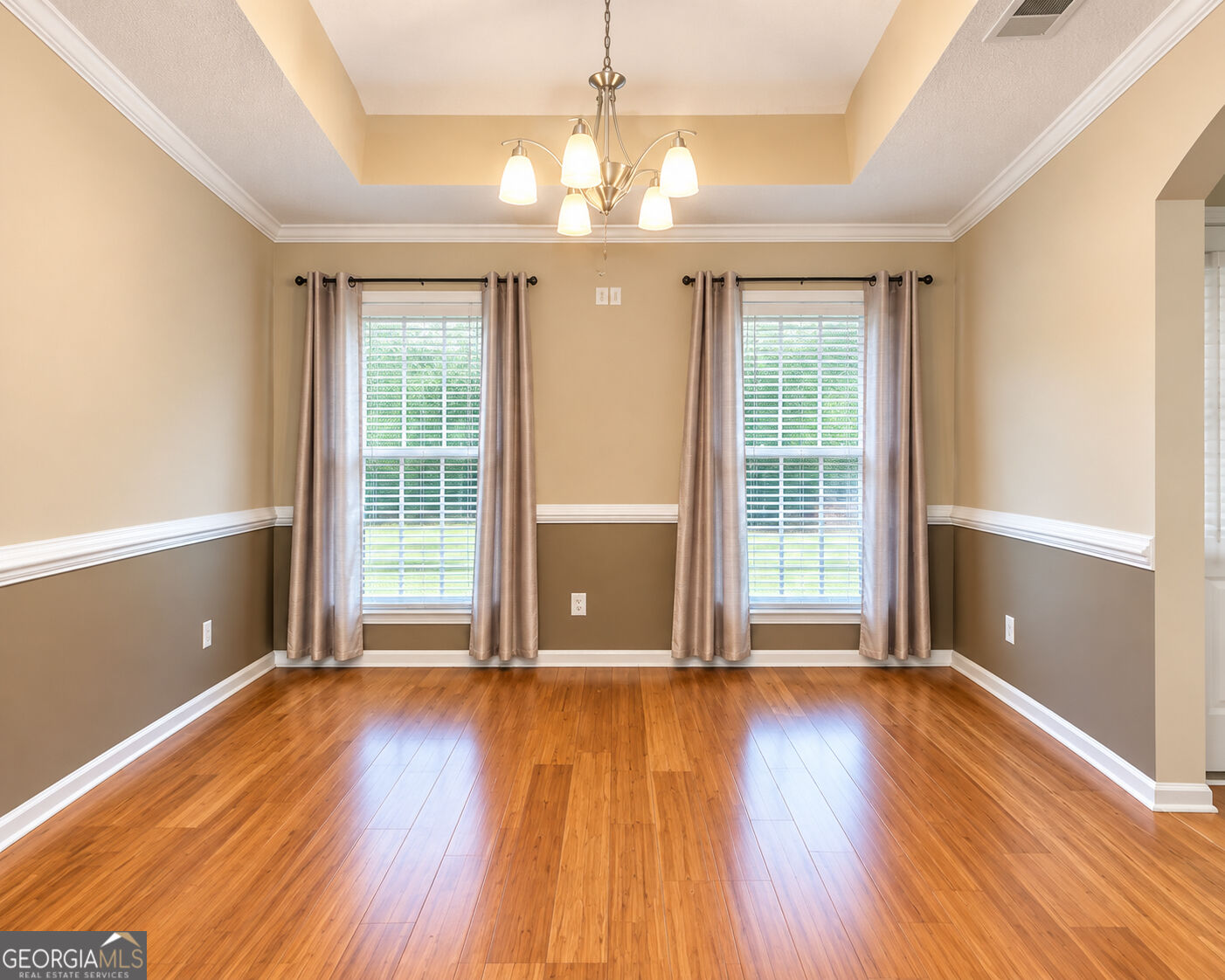 3044 Lincoln Log Way Property Photo 9