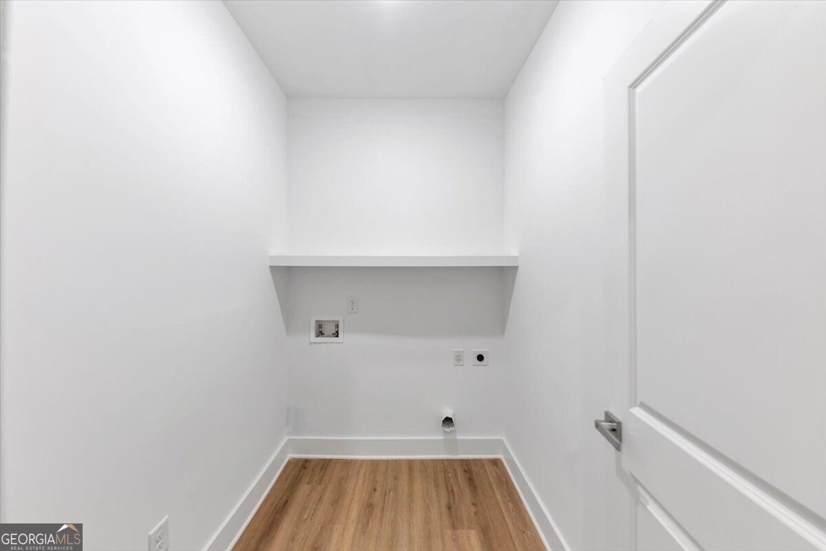 160 Rivers Edge Drive Property Photo 11