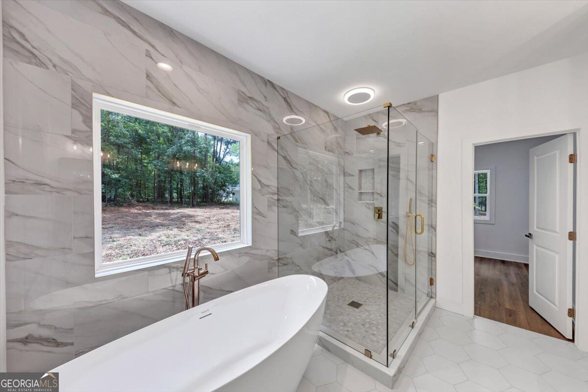 160 Rivers Edge Drive Property Photo 13