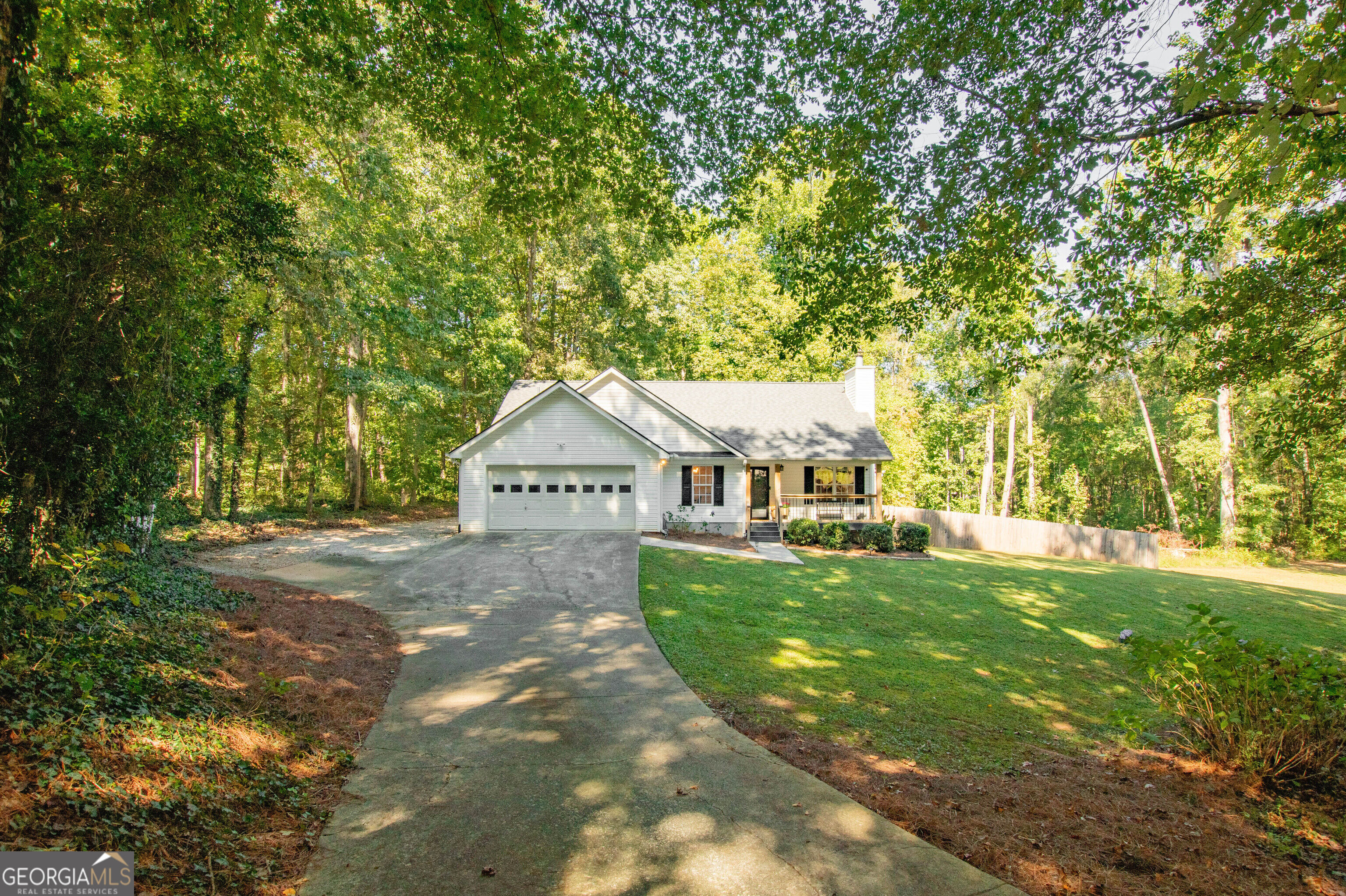 5727 Kings Court Property Photo 1