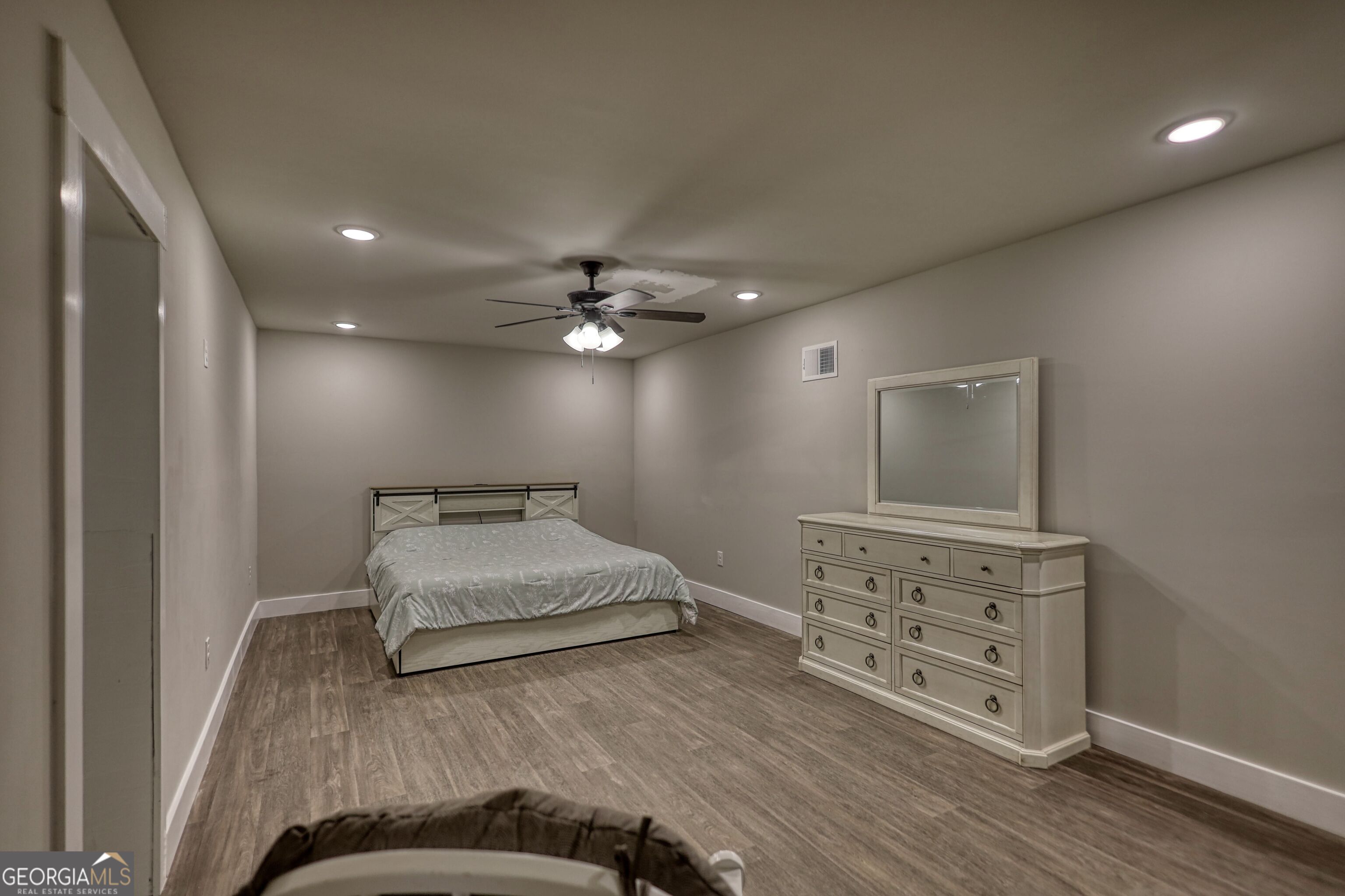 140 Genessa Court Property Photo 7