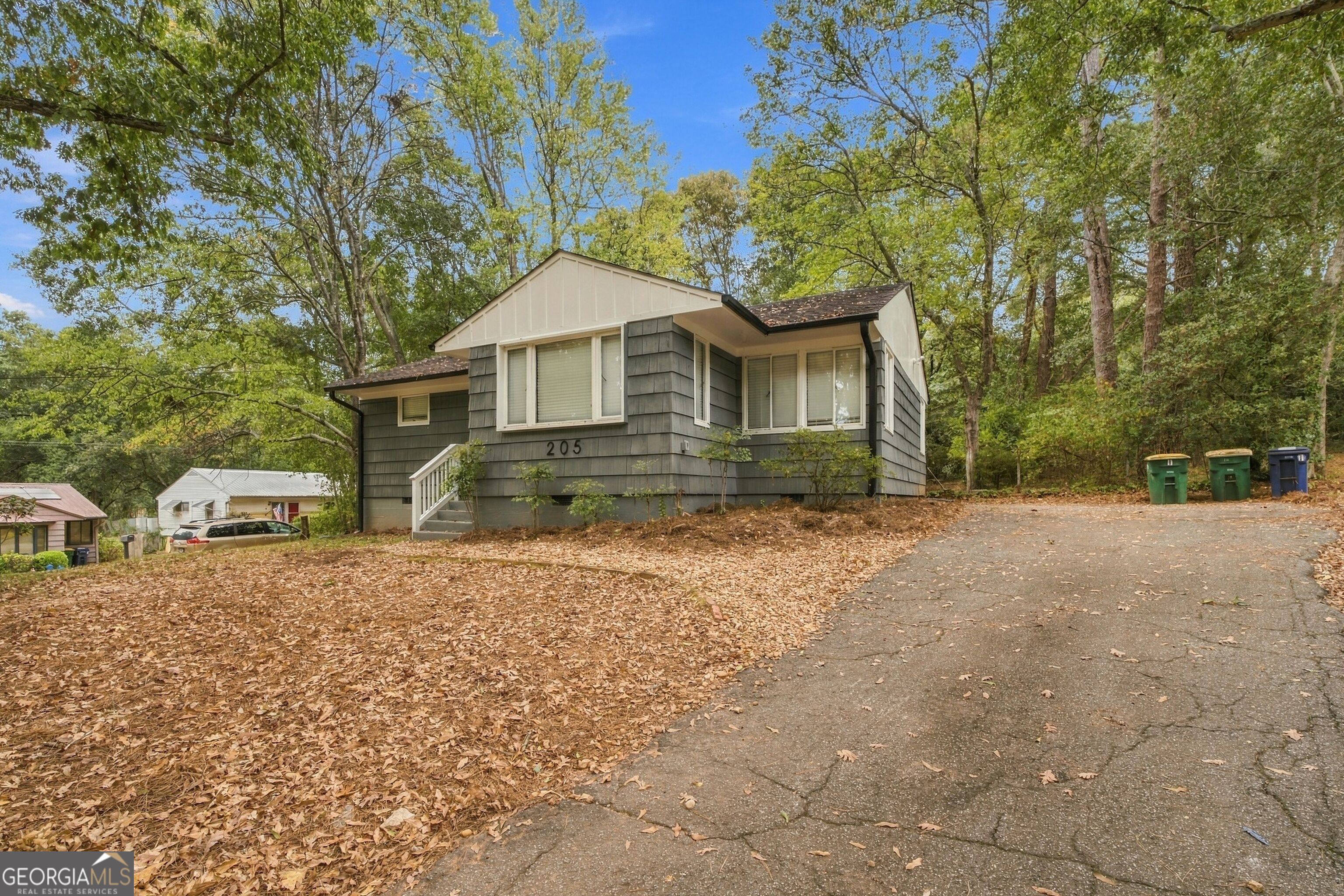 205 Habersham Drive Property Photo 17