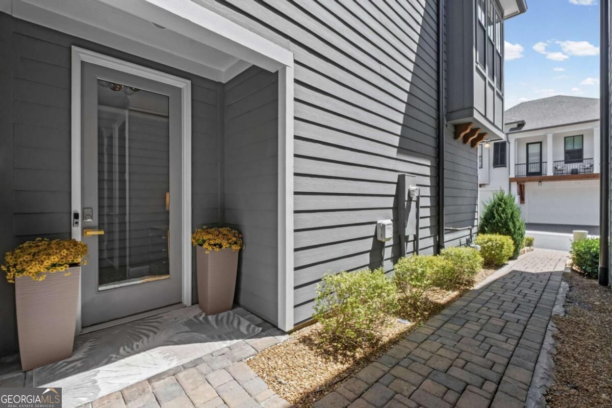 112 Village Green Avenue Property Photo 4