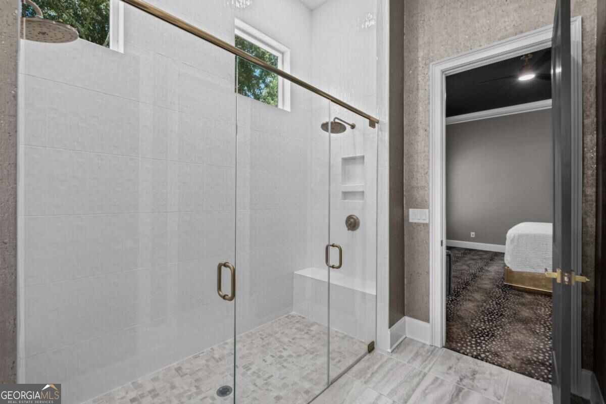 112 Village Green Avenue Property Photo 22