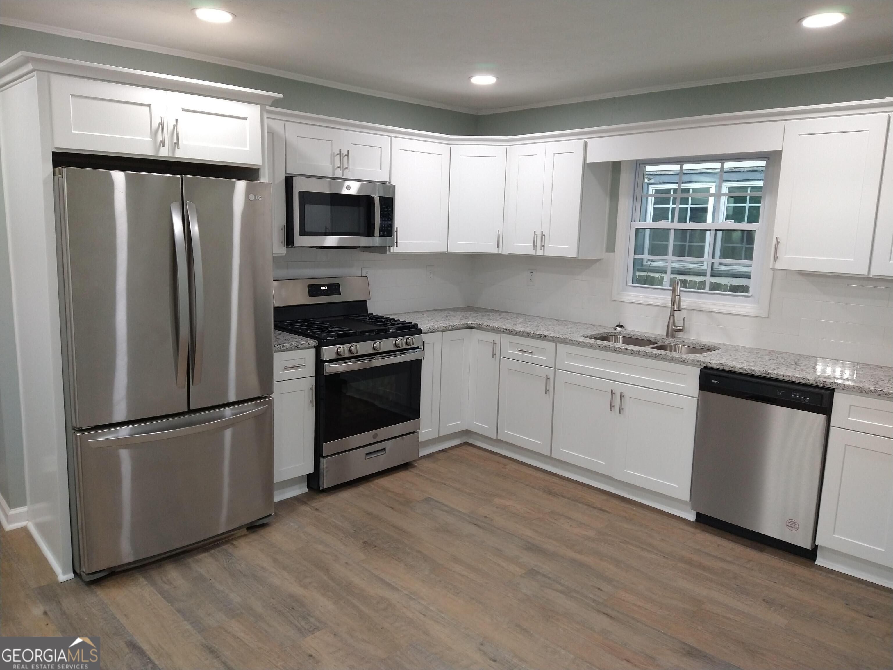 238 Spring Street Property Photo 8