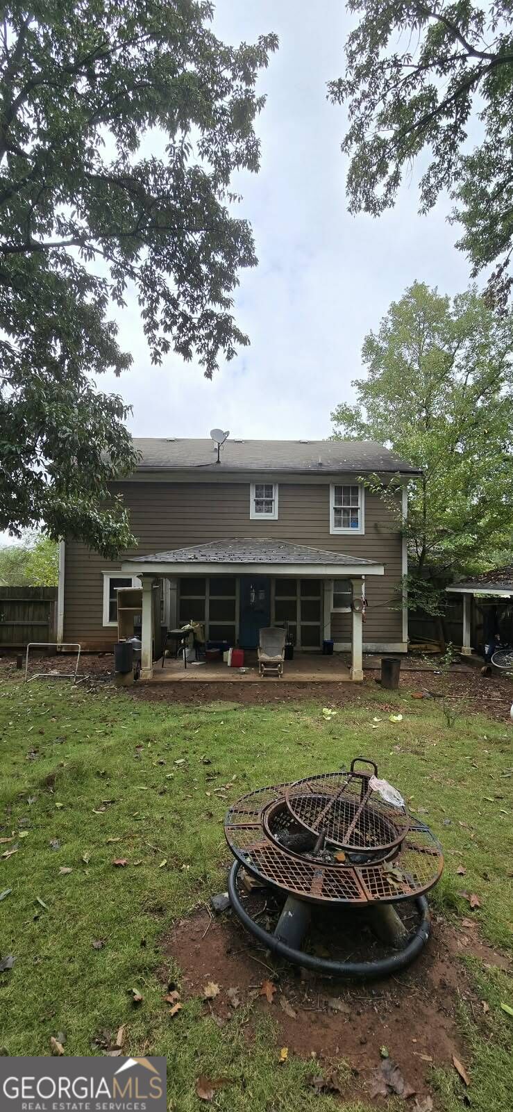 379 Hillridge Drive Property Photo 4