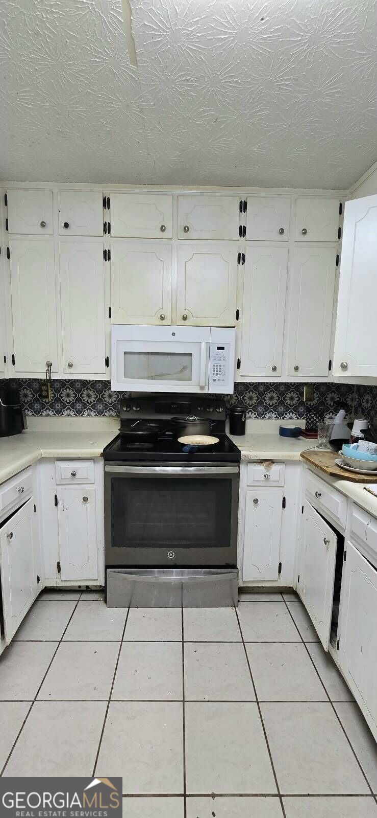 379 Hillridge Drive Property Photo 34
