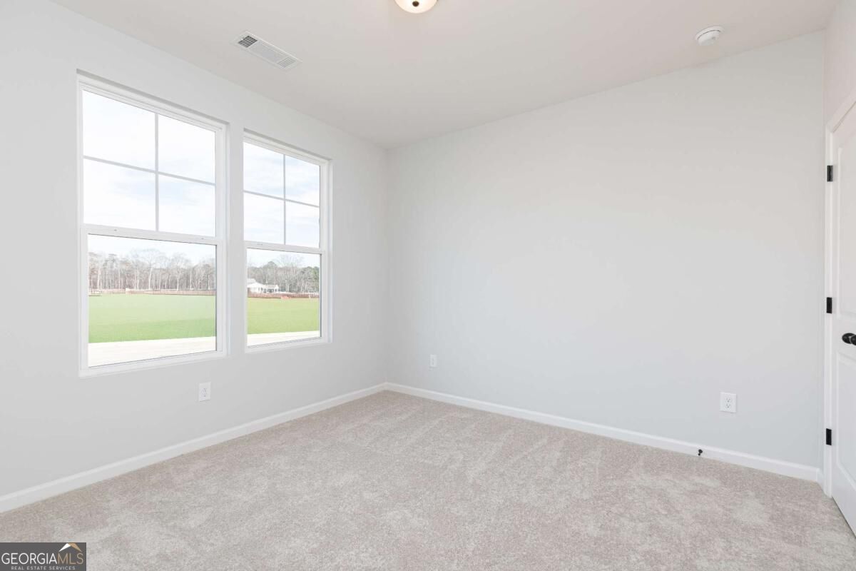 330 Jasmine Woods Drive Property Photo 4