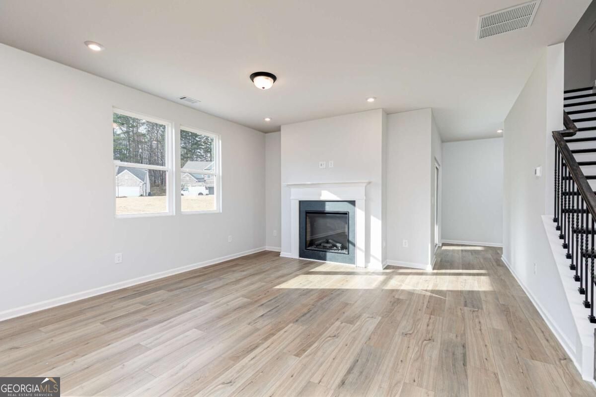 330 Jasmine Woods Drive Property Photo 15