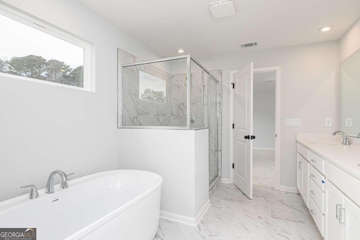 330 Jasmine Woods Drive Property Photo 27