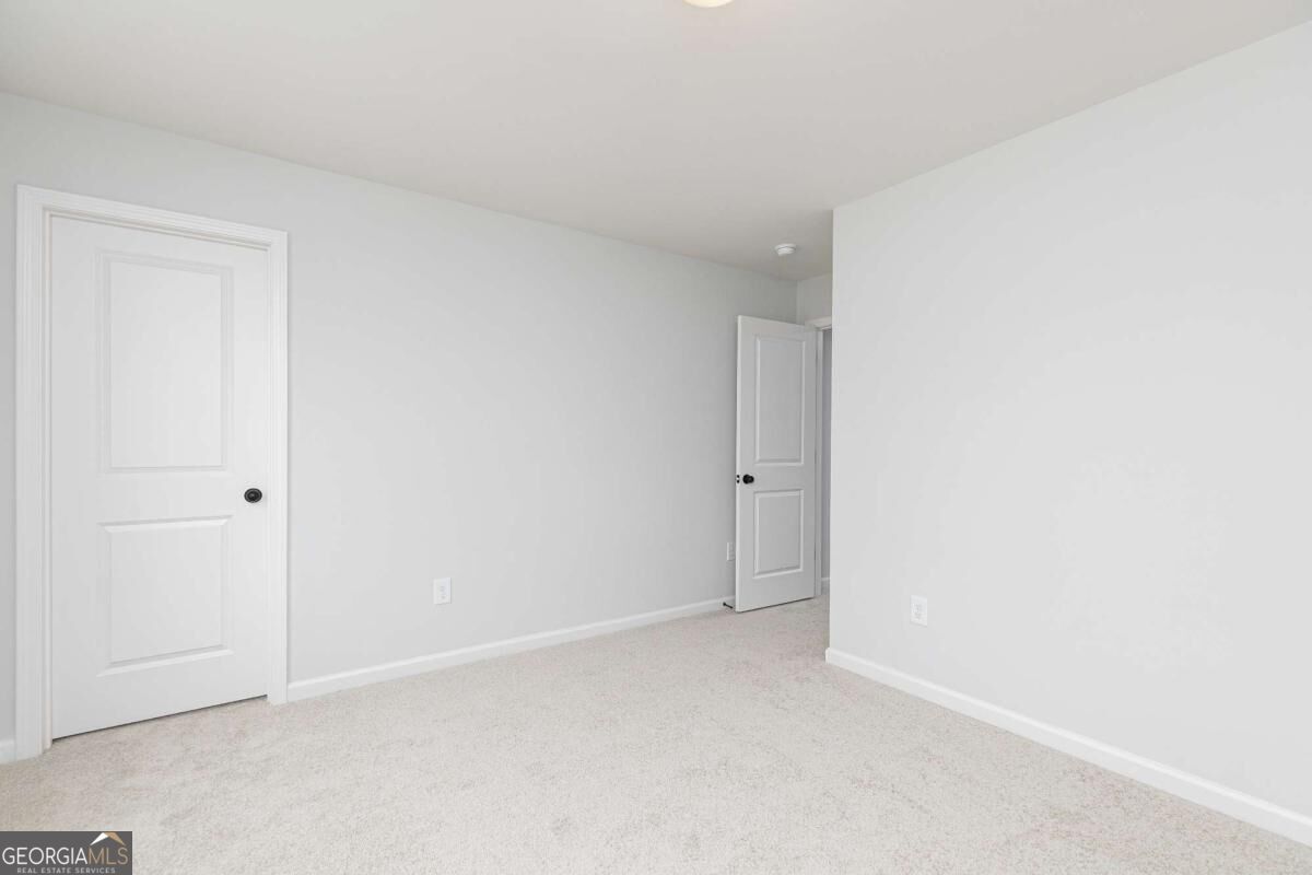 330 Jasmine Woods Drive Property Photo 31