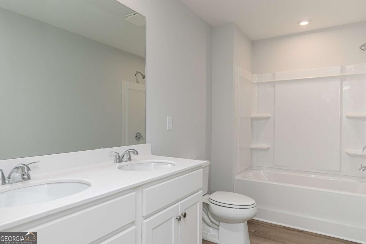 330 Jasmine Woods Drive Property Photo 36